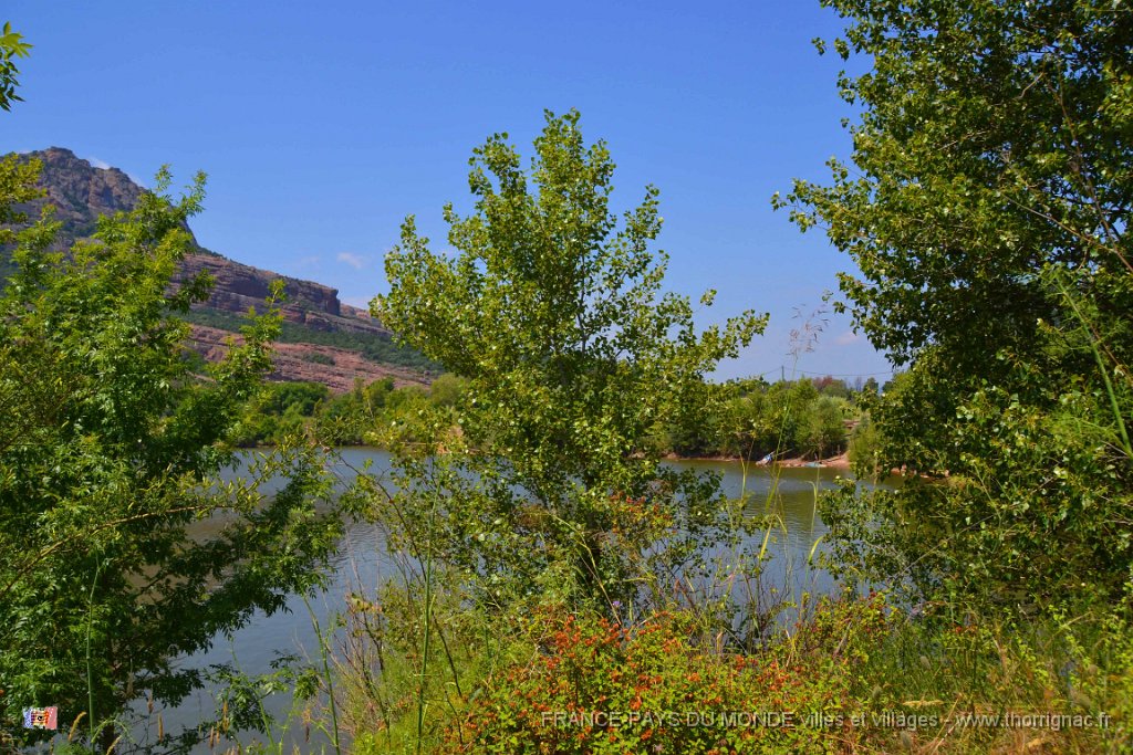 Lac Arena 16 juin 2013 27.JPG - Le lac Arena. Son extrémité à l'ouest. 16 juin 2013